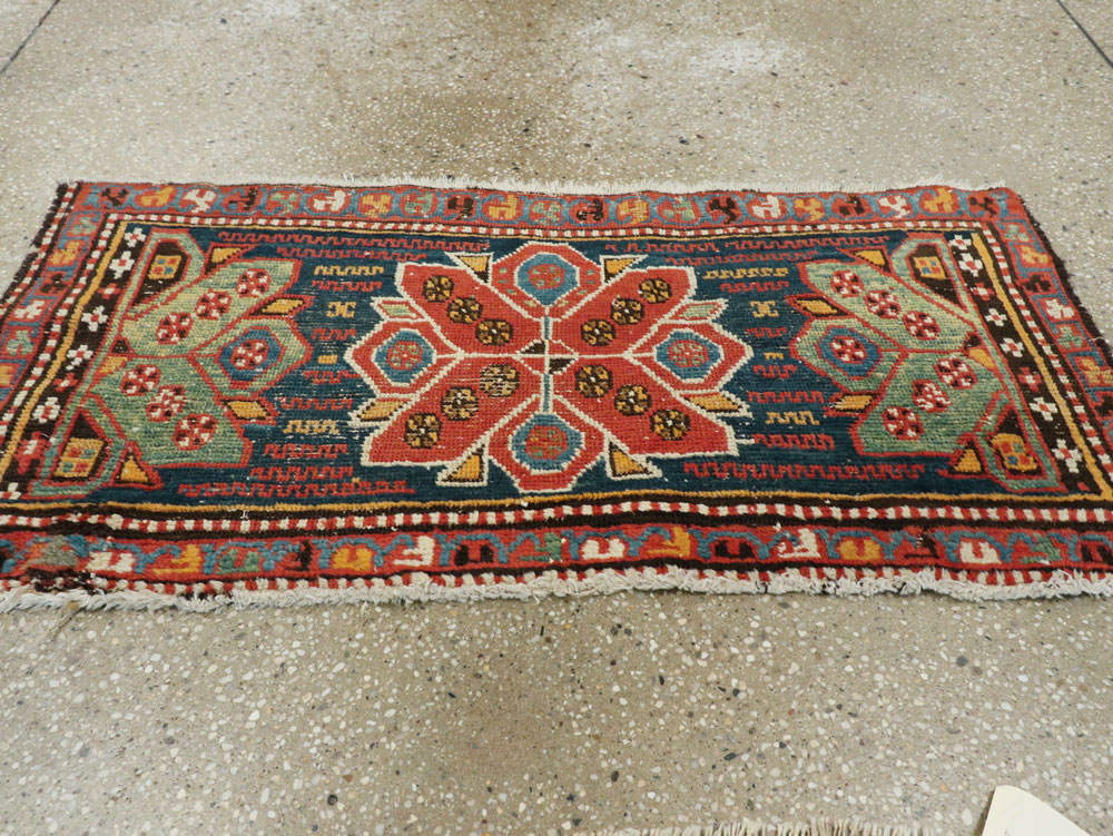 Antique Persian Northwest Rug, No.10003 - Galerie Shabab