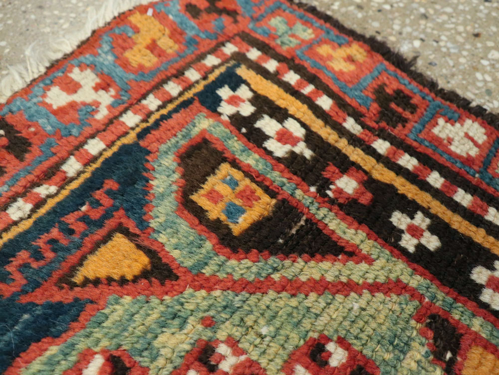 Antique Persian Northwest Rug, No.10003 - Galerie Shabab