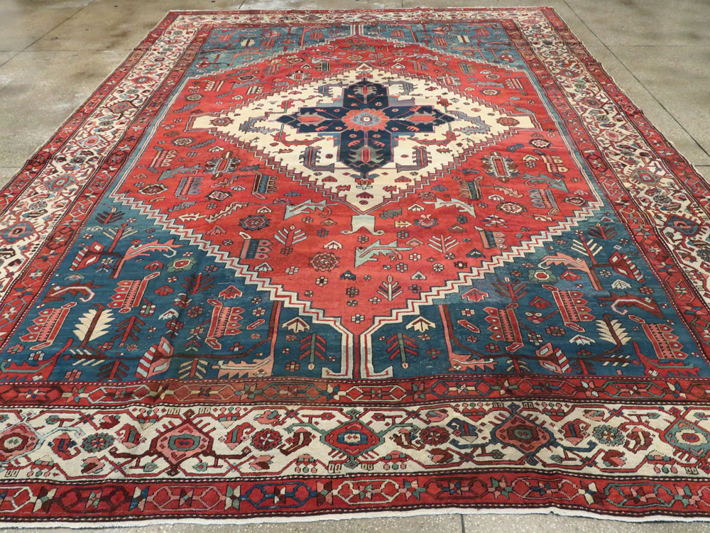 Antique Persian Bakshaish Carpet, No.10031 - Galerie Shabab