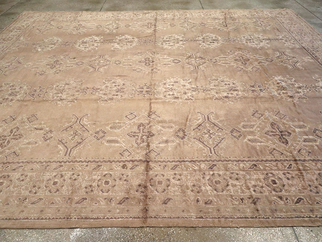 Vintage Turkish Oushak Carpet, No.10034 - Galerie Shabab