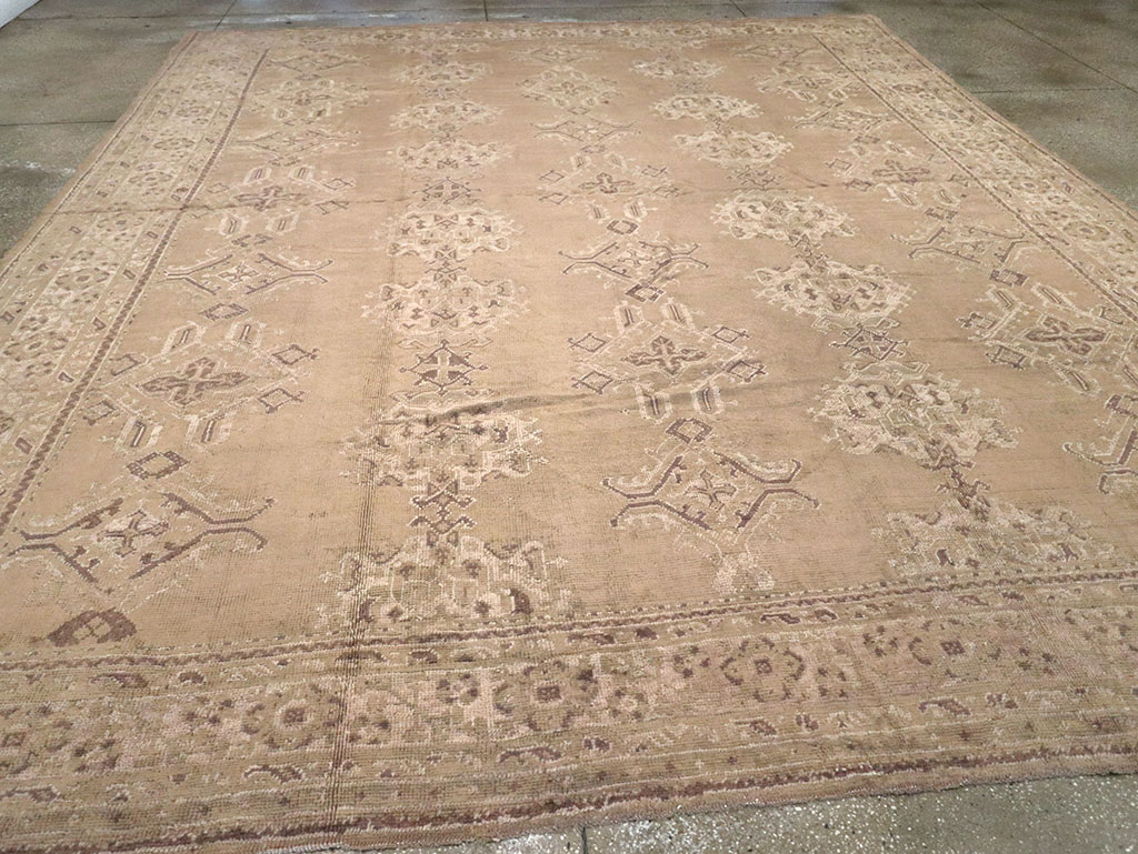 Vintage Turkish Oushak Carpet, No.10034 - Galerie Shabab