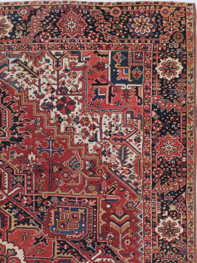 Vintage Persian Heriz Carpet, No.10053 - Galerie Shabab