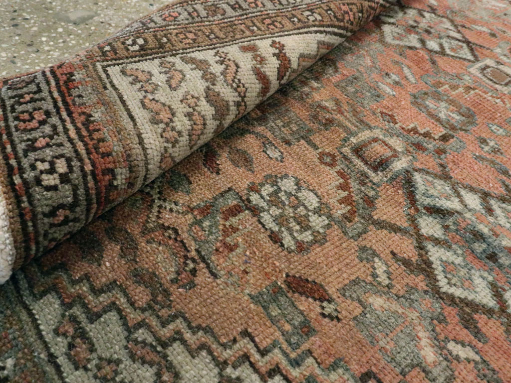 Antique Persian Malayer Throw Rug, No.10082 - Galerie Shabab