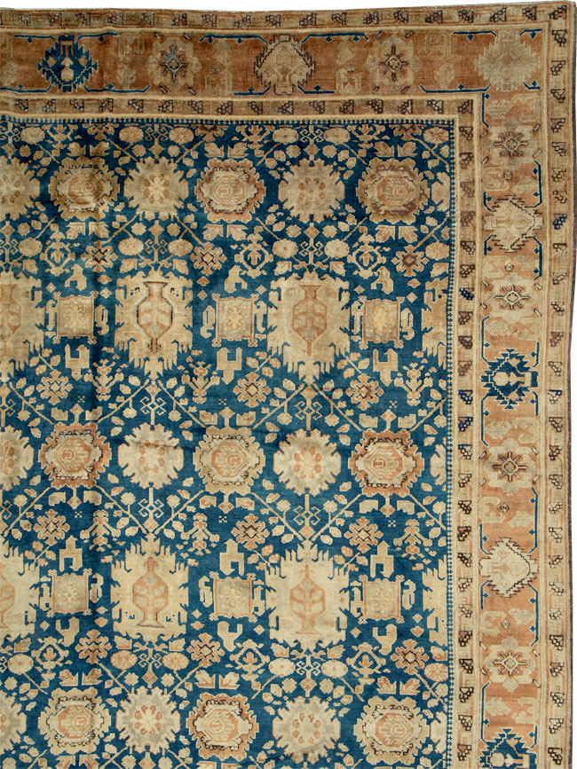 Antique Indian Agra Carpet, No.10115 - Galerie Shabab