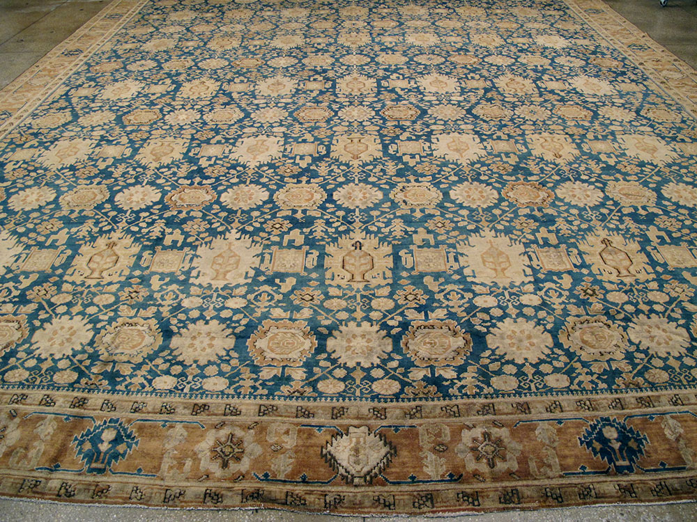 Antique Indian Agra Carpet, No.10115 - Galerie Shabab
