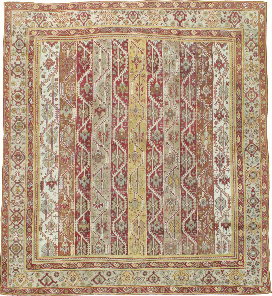 Antique Turkish Oushak Carpet, No.10142 - Galerie Shabab