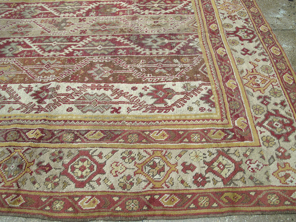 Antique Turkish Oushak Carpet, No.10142 - Galerie Shabab