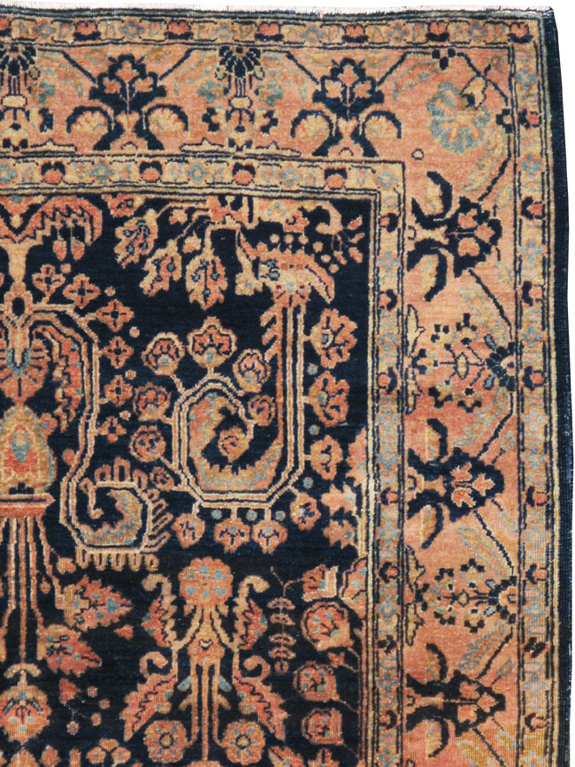Antique Persian Sarouk Mohajeran Accent Rug, No.10173 - Galerie Shabab