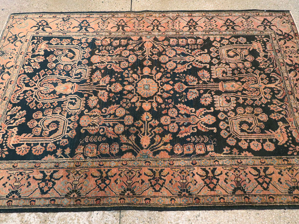 Antique Persian Sarouk Mohajeran Accent Rug, No.10173 - Galerie Shabab