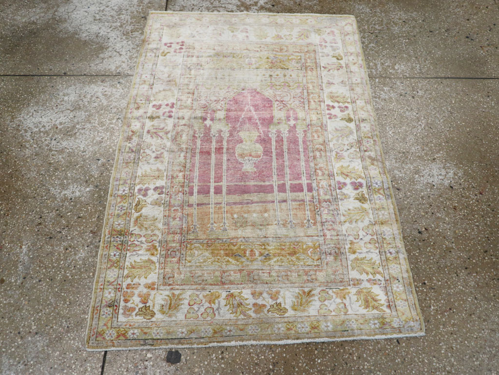 Antique Turkish Sivas Throw Rug, No.10175 - Galerie Shabab