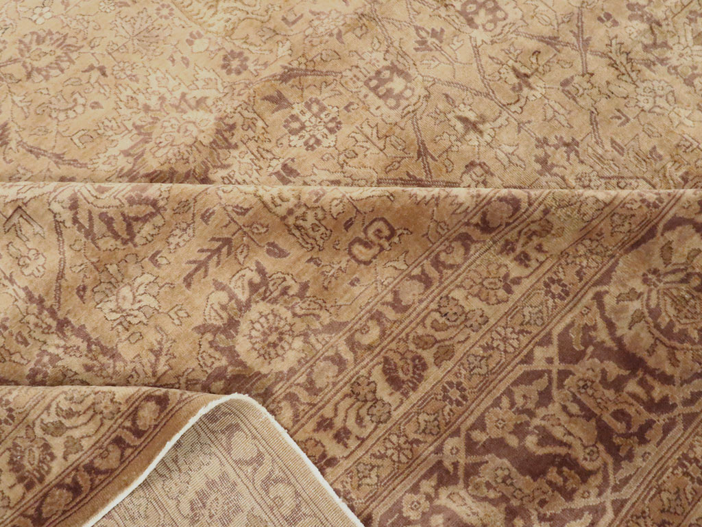 Antique Indian Lahore Carpet, No.10219 - Galerie Shabab