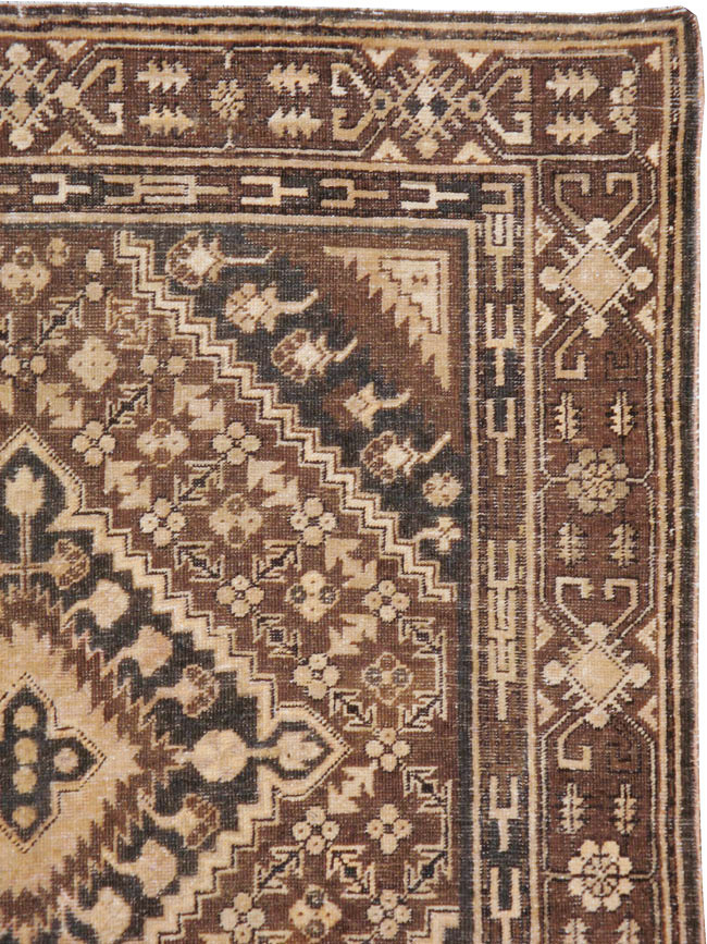 Antique East Turkestan Khotan Accent Rug, No.10242 - Galerie Shabab