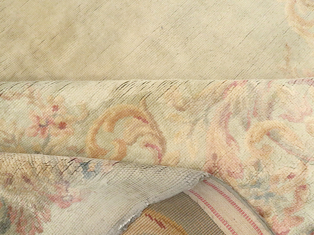 A Savonnerie Carpet, No.10261 - Galerie Shabab
