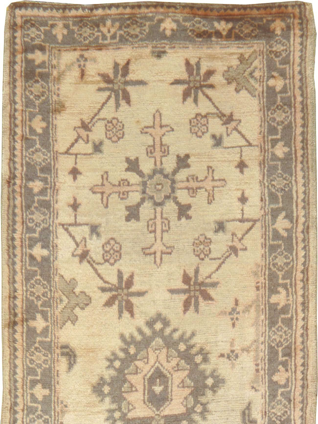 Antique Turkish Oushak Runner, No.10263 - Galerie Shabab