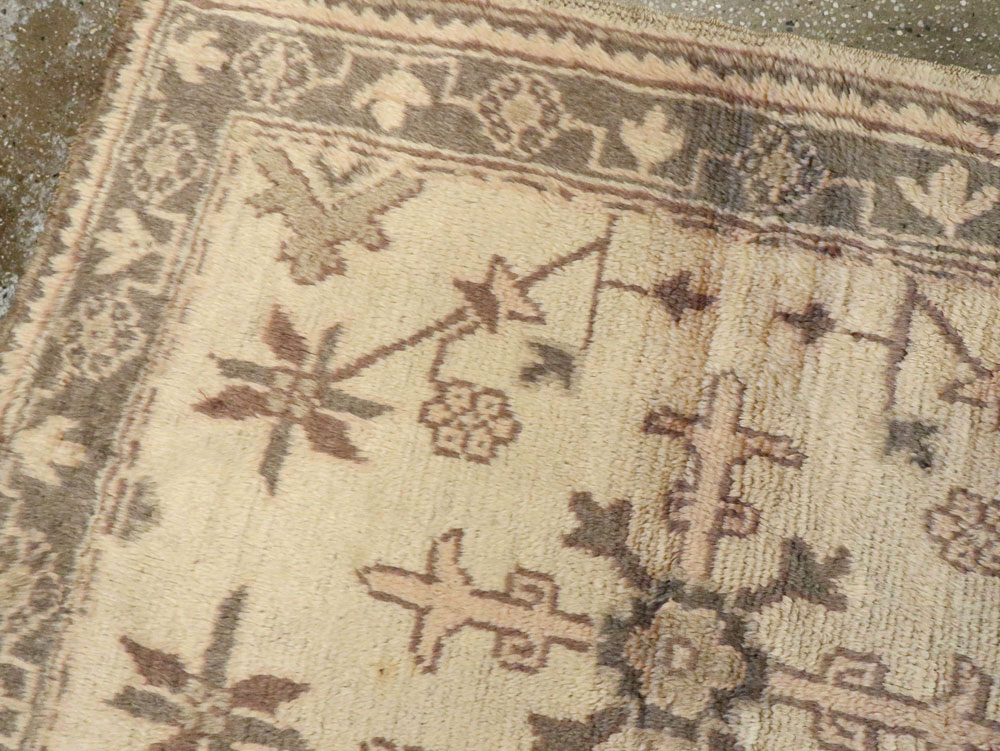 Antique Turkish Oushak Runner, No.10263 - Galerie Shabab