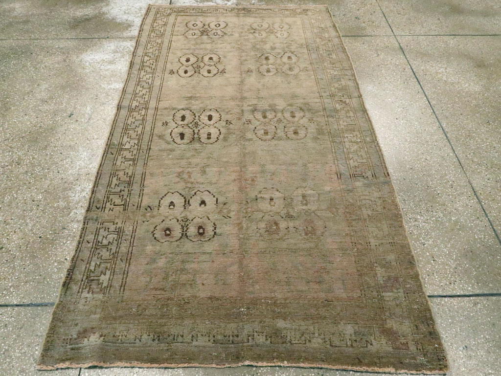 Antique Caucasian Karabagh Rug, No.10268 - Galerie Shabab