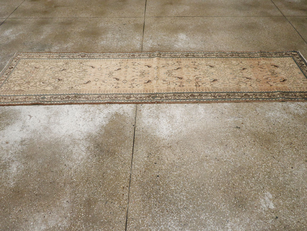 Antique Persian Malayer Runner, No.10307 - Galerie Shabab