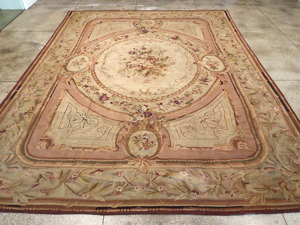 Antique French Aubusson Flatweave Carpet, No.10325 - Galerie Shabab