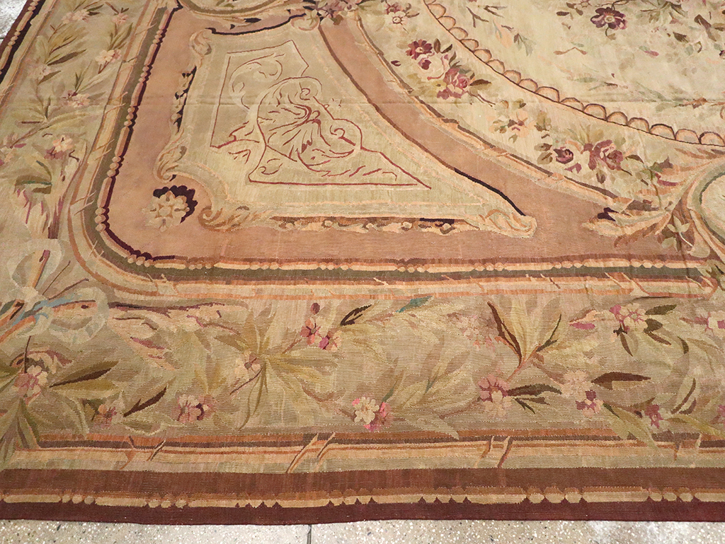 Antique French Aubusson Flatweave Carpet, No.10325 - Galerie Shabab