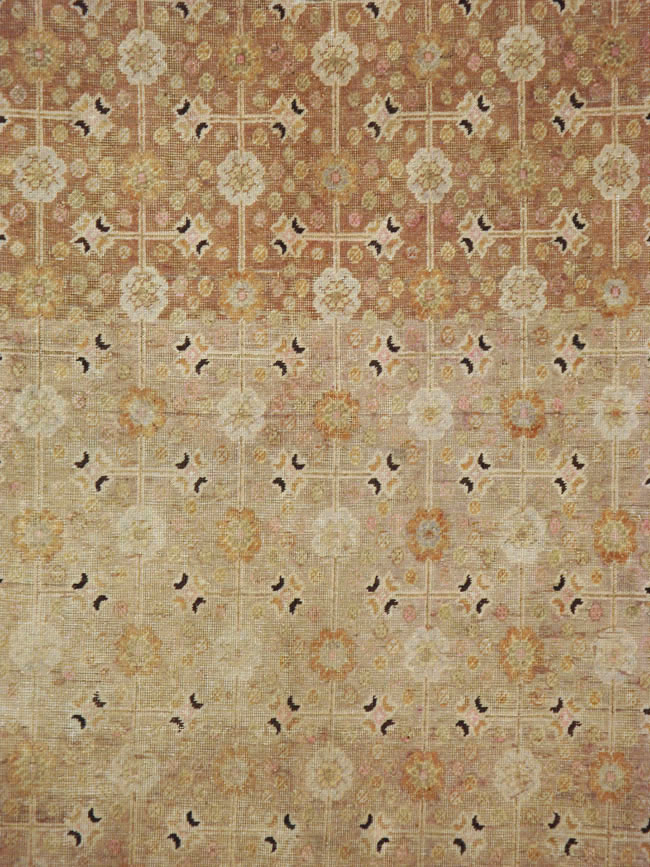 A Khotan Carpet, No.10349 - Galerie Shabab