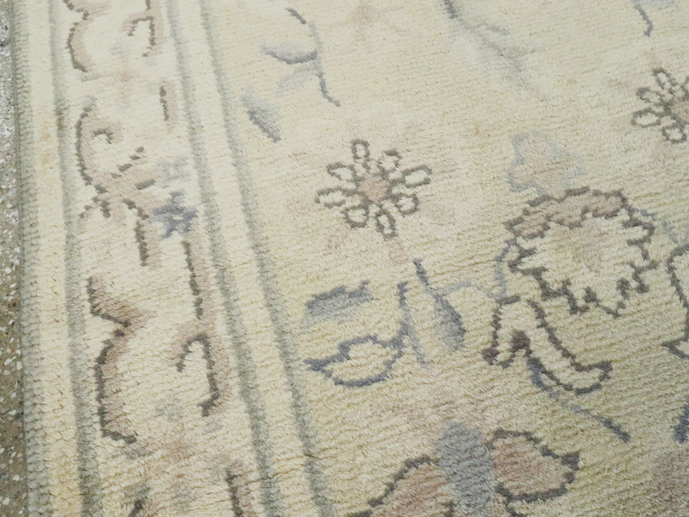 A European Carpet, No.10355 - Galerie Shabab