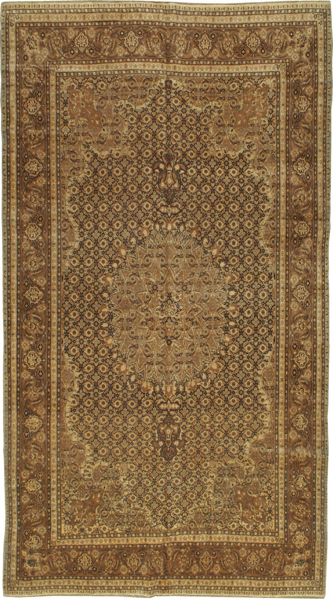 A Mashad Carpet, No.10390 - Galerie Shabab