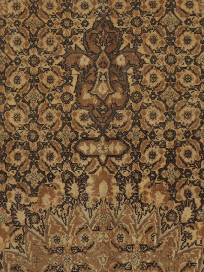 A Mashad Carpet, No.10390 - Galerie Shabab
