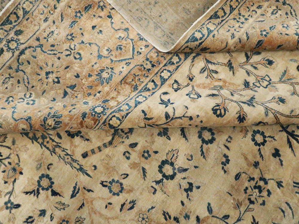 Antique Persian Lavar Kerman Carpet, No.10404 - Galerie Shabab