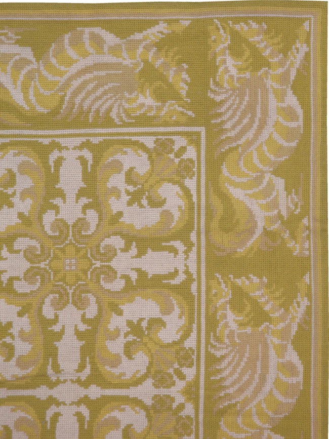 A Needlepoint Carpet, No.10419 - Galerie Shabab