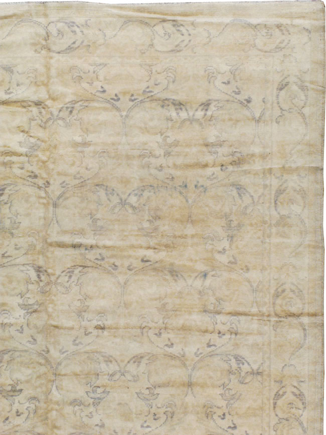 A Cuenca Carpet, No.10434 - Galerie Shabab