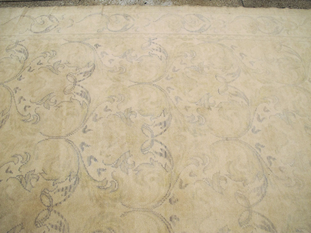 A Cuenca Carpet, No.10434 - Galerie Shabab