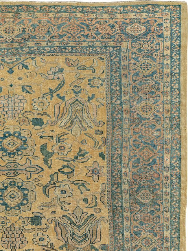 Antique Persian Mahal Gallery Carpet, No.10437 - Galerie Shabab