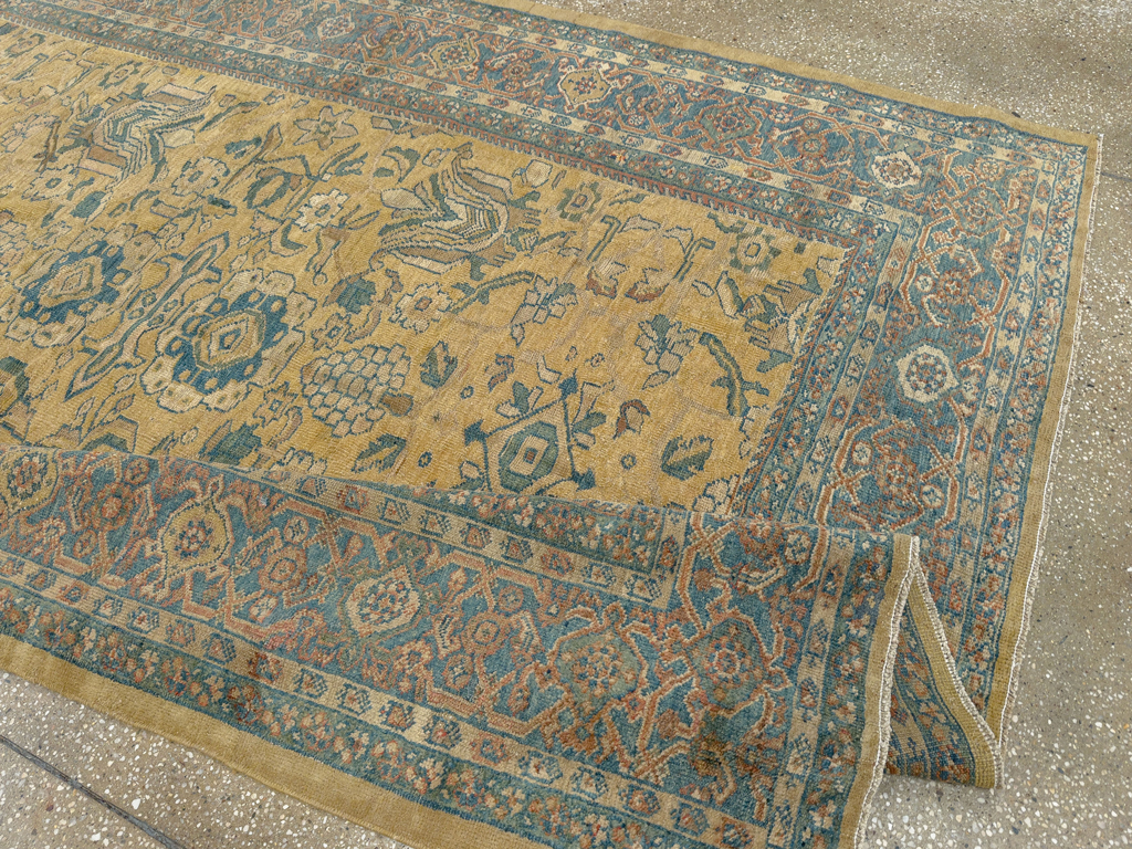Antique Persian Mahal Gallery Carpet, No.10437 - Galerie Shabab
