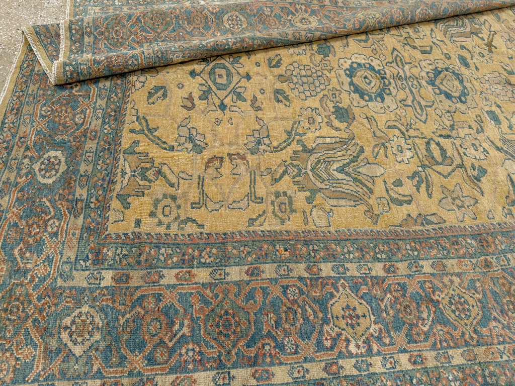 Antique Persian Mahal Gallery Carpet, No.10437 - Galerie Shabab