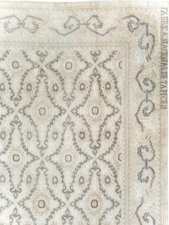 A Cuenca Carpet, No.10464 - Galerie Shabab