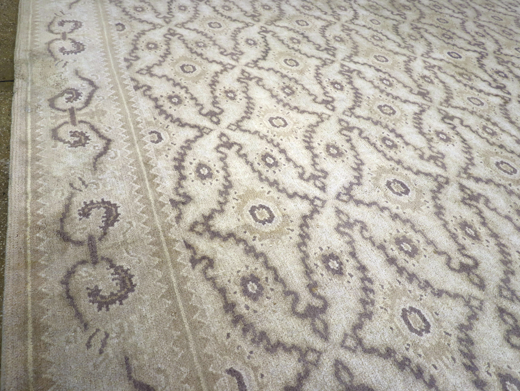 A Cuenca Carpet, No.10464 - Galerie Shabab