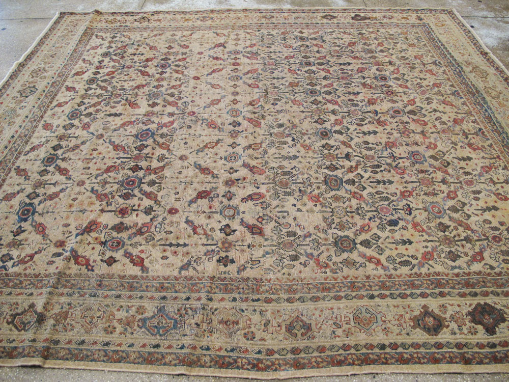 Antique Persian Mahal Carpet, No.10494 - Galerie Shabab