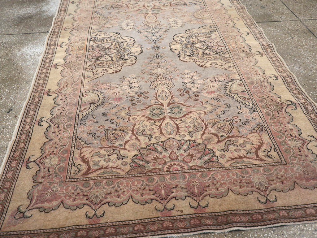 A Sivas Carpet, No.10604 - Galerie Shabab