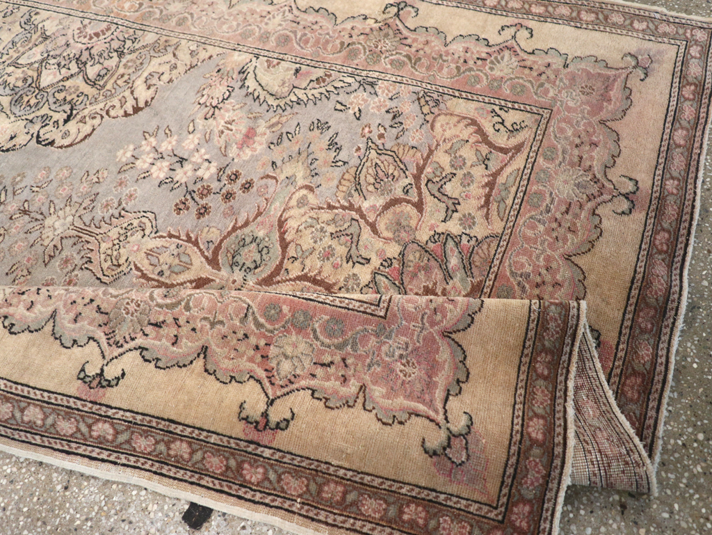 A Sivas Carpet, No.10604 - Galerie Shabab
