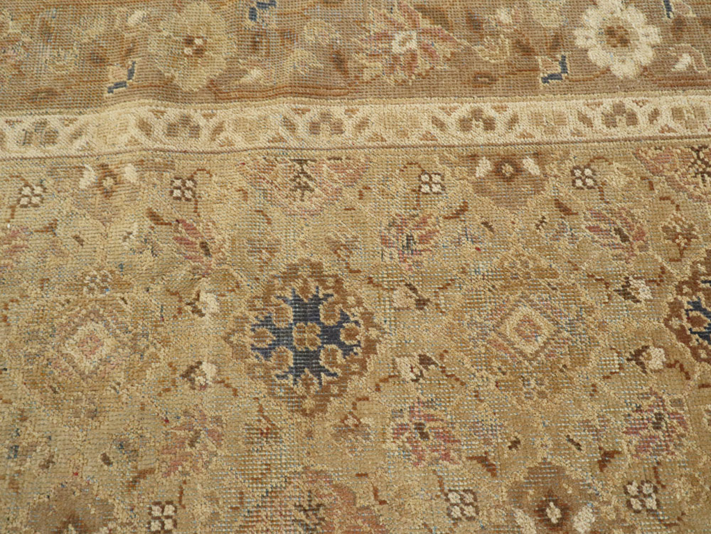 An Oushak Carpet, No.10630 - Galerie Shabab