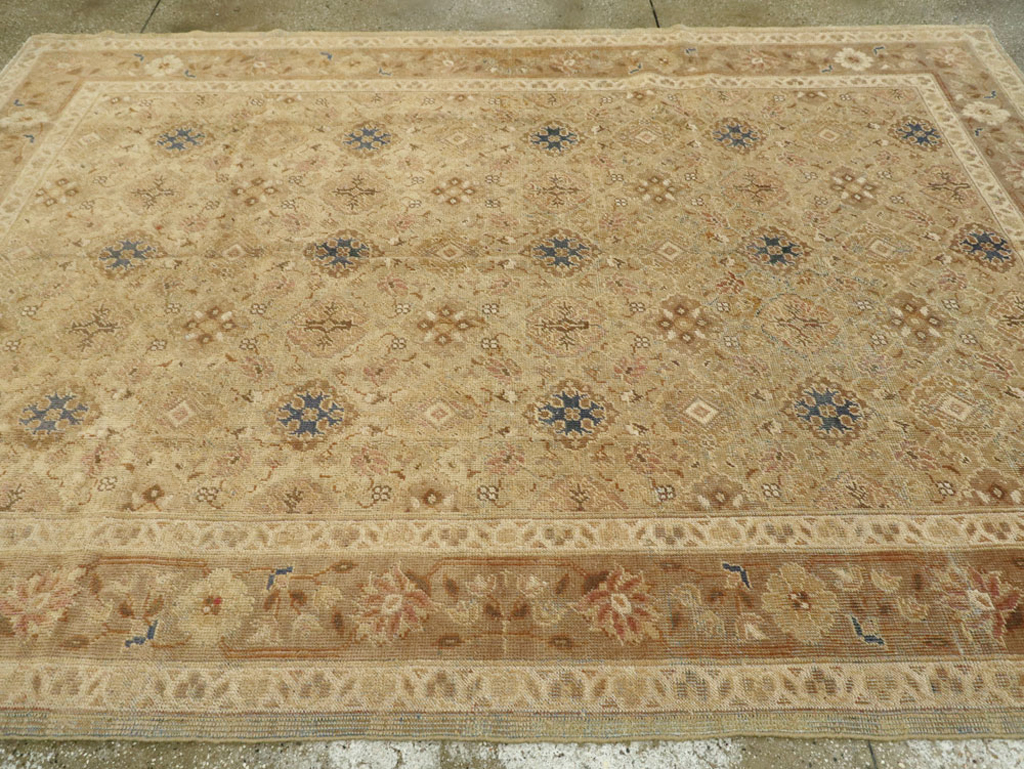 An Oushak Carpet, No.10630 - Galerie Shabab