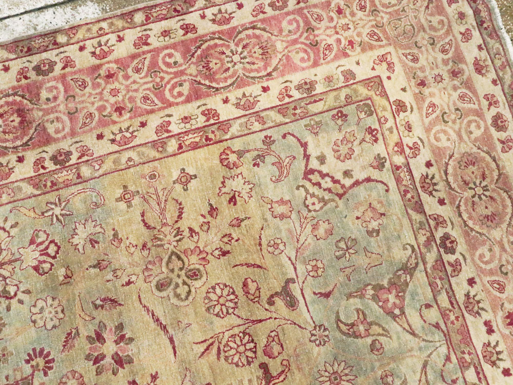 Antique Persian Lavar Kerman Rug, No.10635 - Galerie Shabab