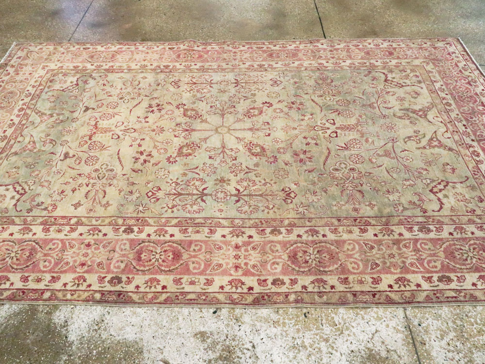 Antique Persian Lavar Kerman Rug, No.10635 - Galerie Shabab