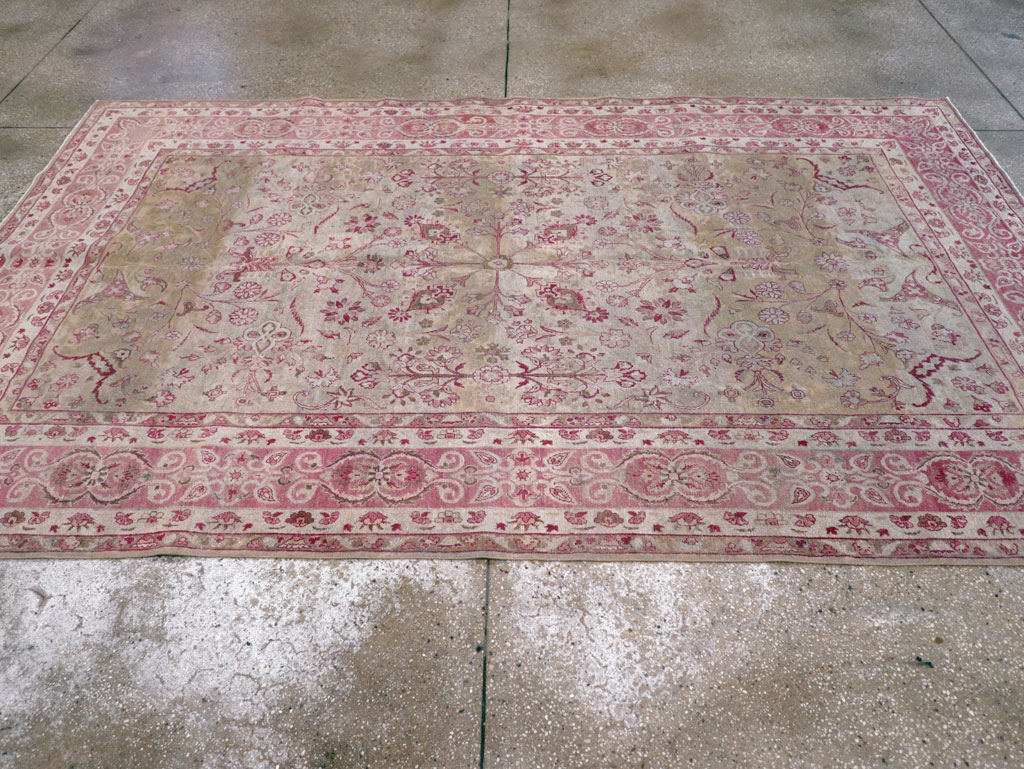 Antique Persian Lavar Kerman Carpet, No.10636 - Galerie Shabab