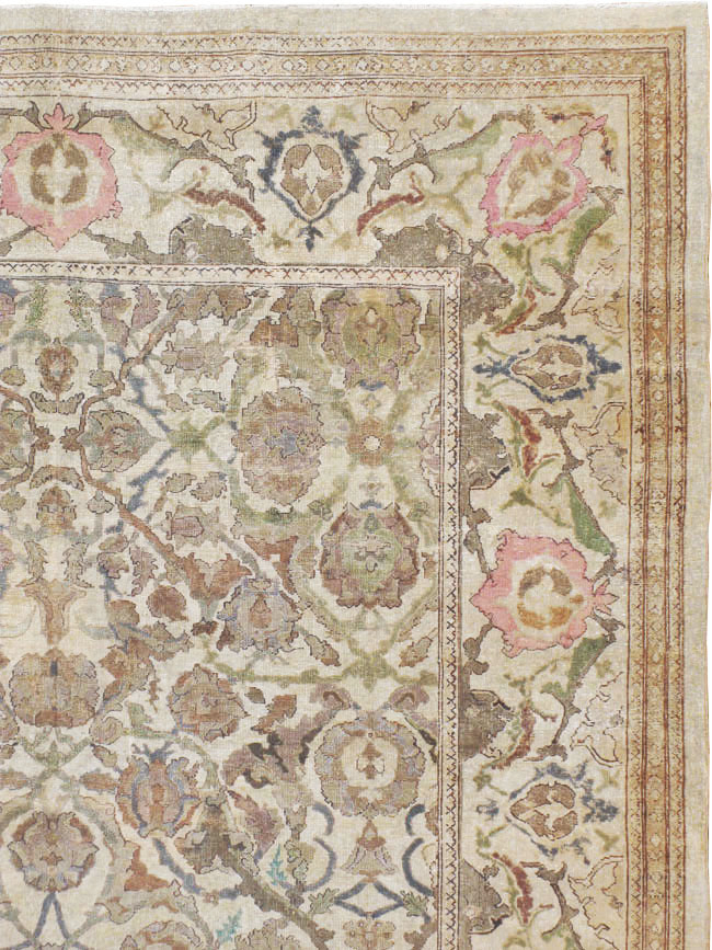 Antique Indian Amritsar Long and Narrow Carpet, No.10643 - Galerie Shabab