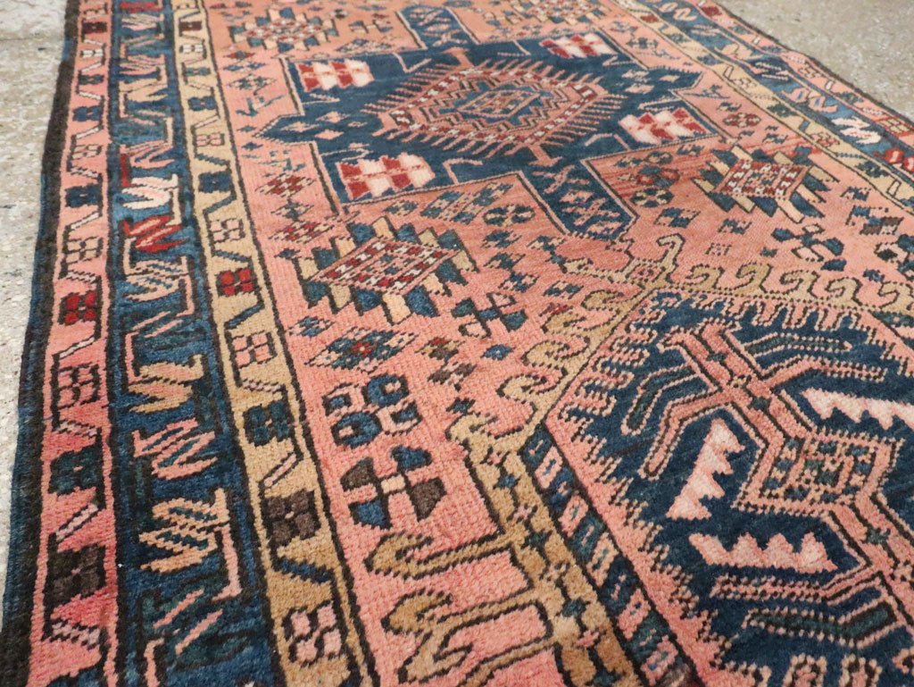 Antique Karajeh Runner, No.10708 - Galerie Shabab