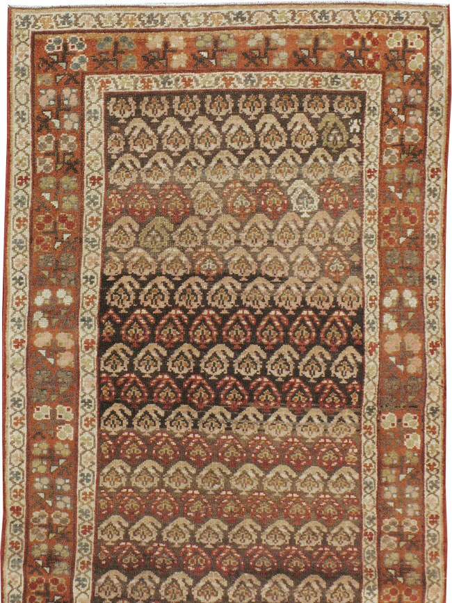 Antique Kurdish Runner, No.10757 - Galerie Shabab