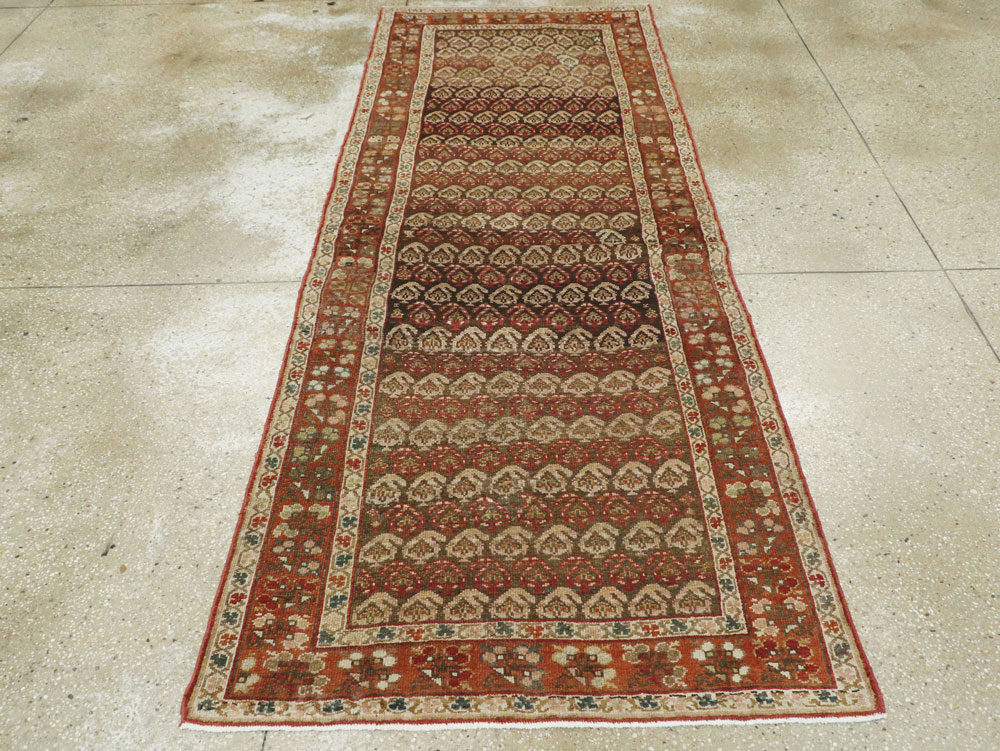 Antique Kurdish Runner, No.10757 - Galerie Shabab