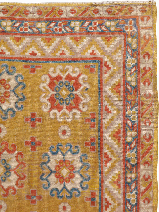 A Khotan Carpet, No.10771 - Galerie Shabab