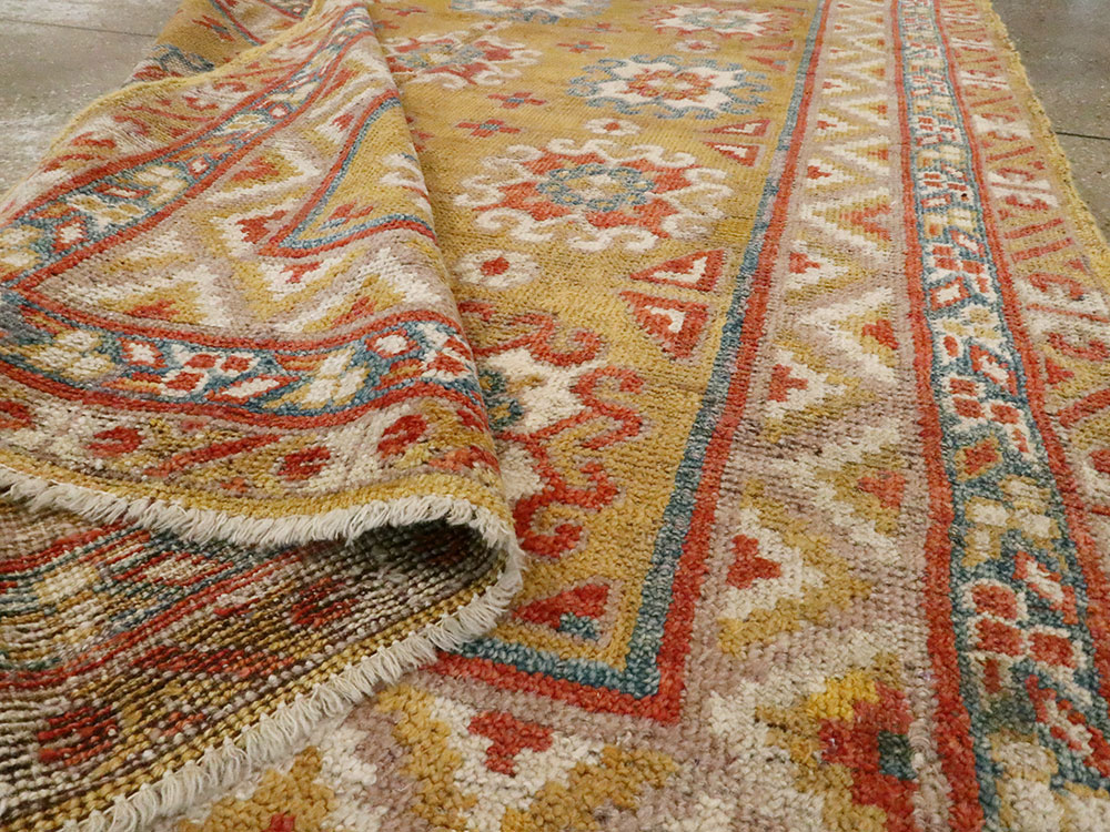 A Khotan Carpet, No.10771 - Galerie Shabab